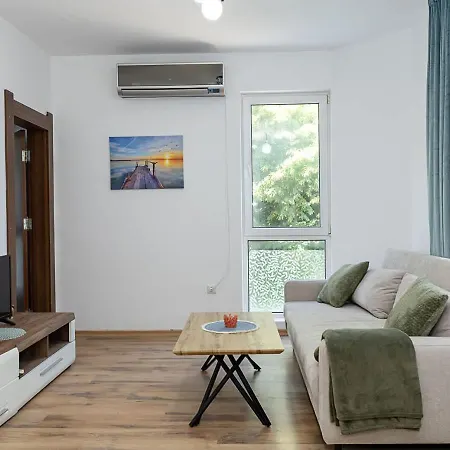 Apartment Modern & Spacious Near Kabakum By Flat Manаger *