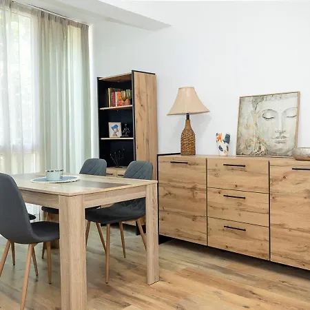Modern & Spacious Near Kabakum By Flat Manаger Apartment Warna